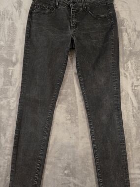 Buckle Black Fit No. 53 Skinny Jeans Size 30 Dark Wash  (027)